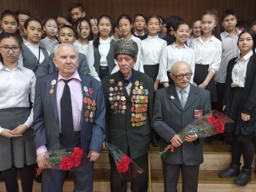Встреча учеников школы-гимназии №37 с ветеранами Великой Отечественной Войны